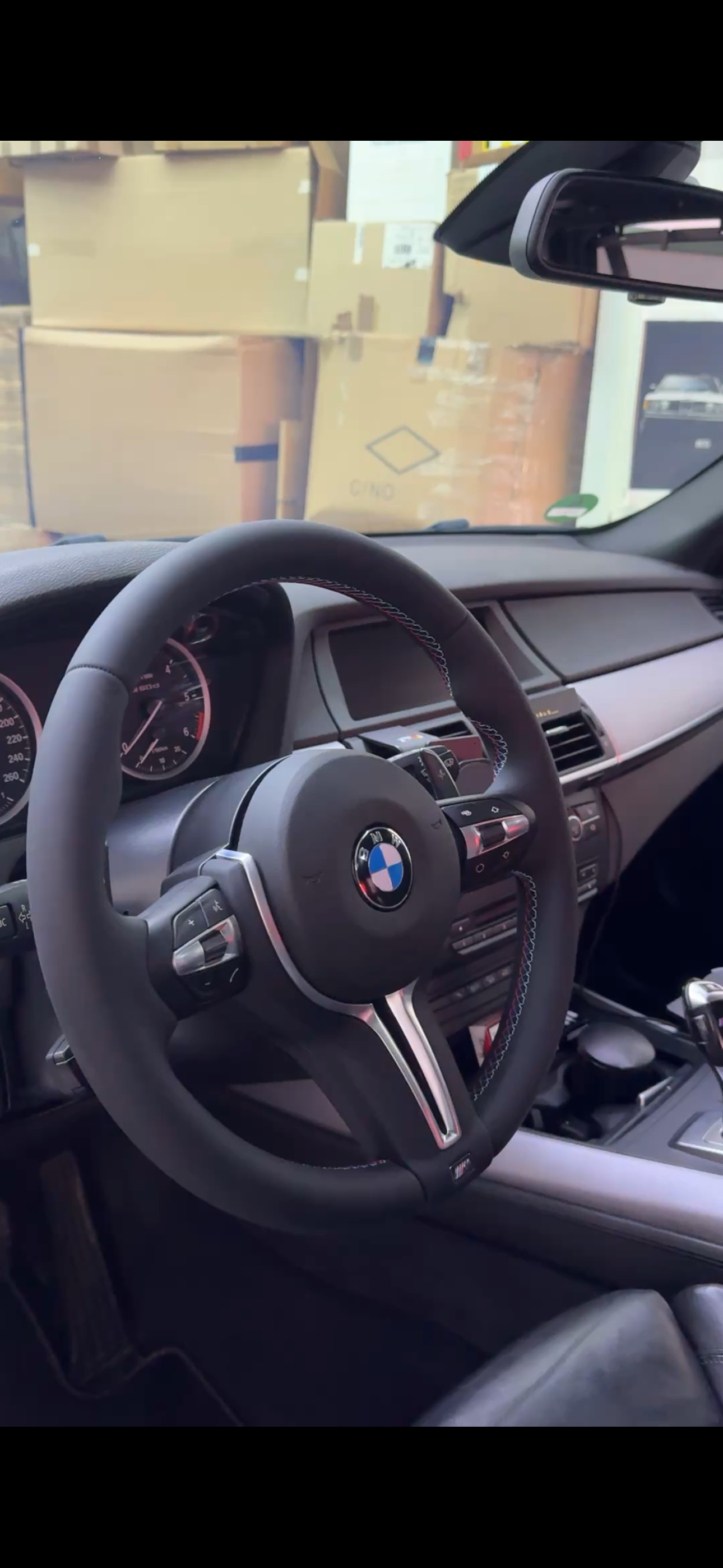 M stuur voor E90/E91/E92/E93/E70/E71/E72/E53/E89/E84/E81/E87/E82/E88